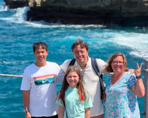 private-car-tour-on-nusa-lembongan-islands